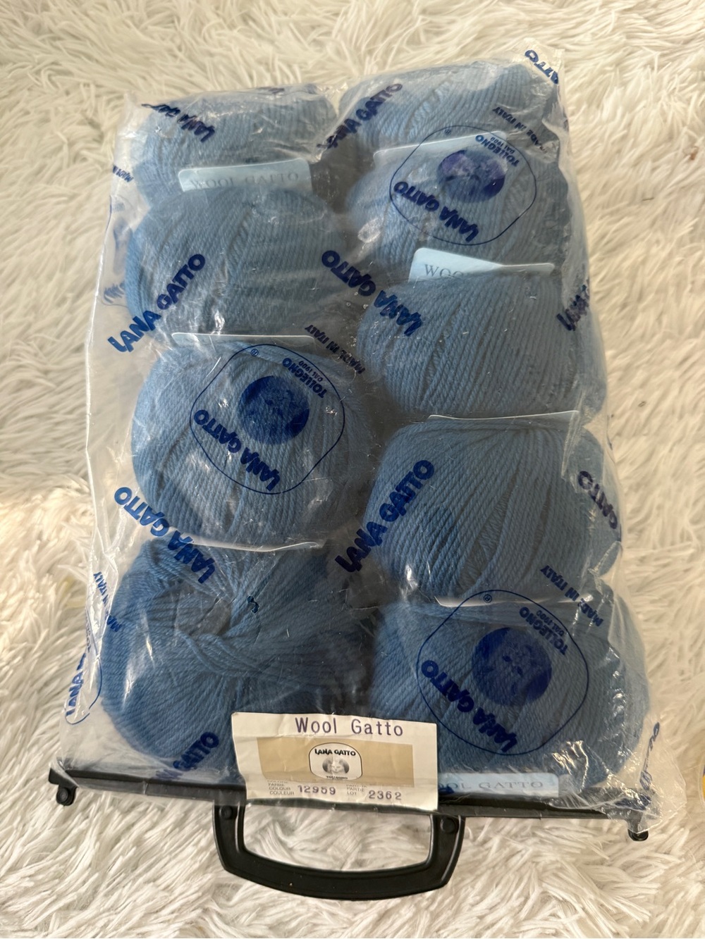 Lana Gatto Wool Gatto in denim blue 9 balls original packaging